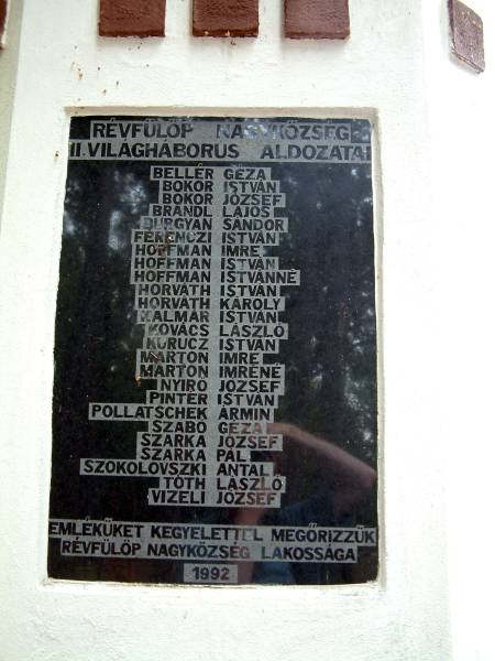 A II. világháború révfülöpi áldozatainak emléktáblája